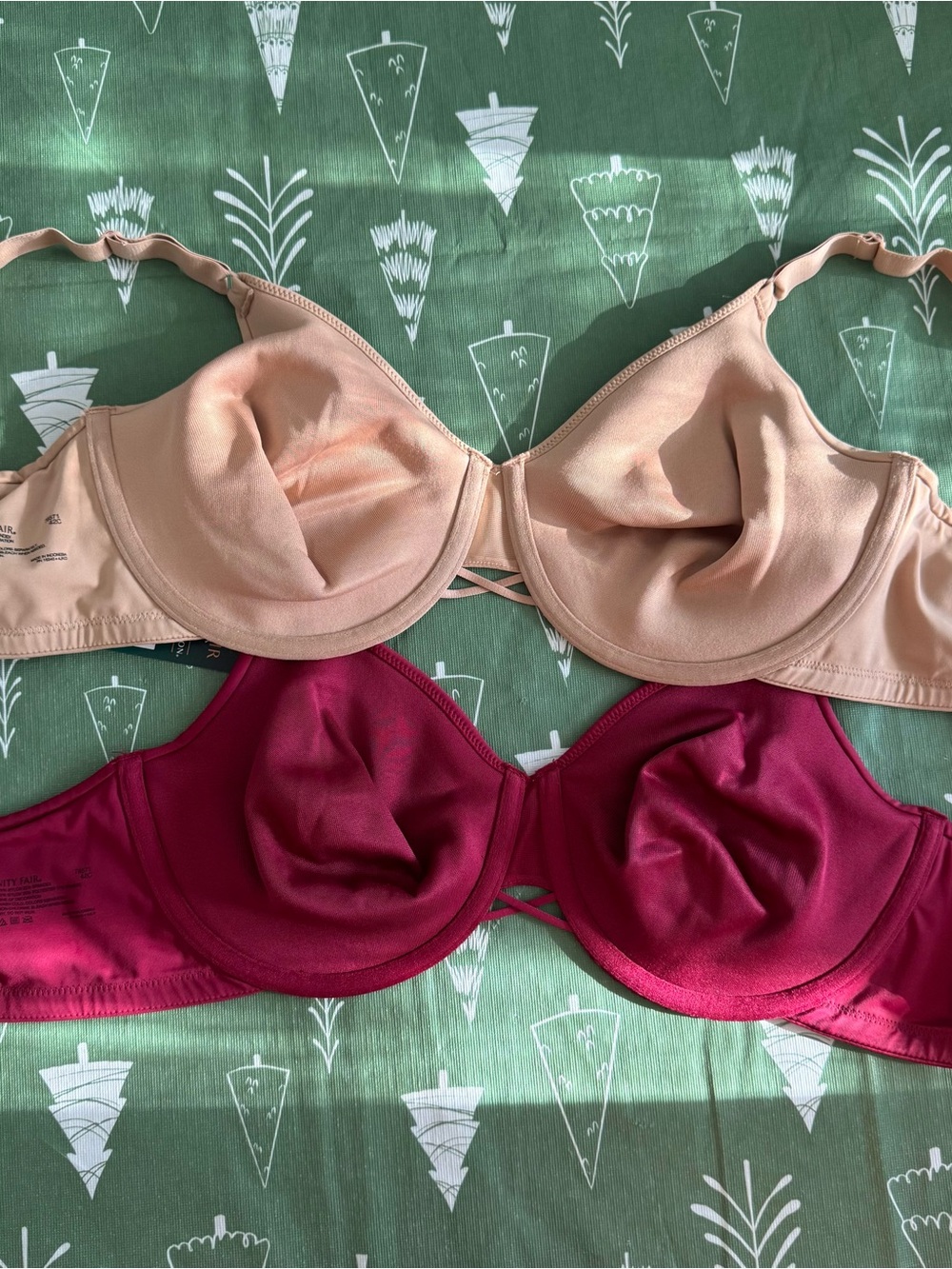 Vanity Fair Radiant Back Smoothing Underwire Bras 42C Beige Magenta LOT OF 2 - Picture 9 of 16